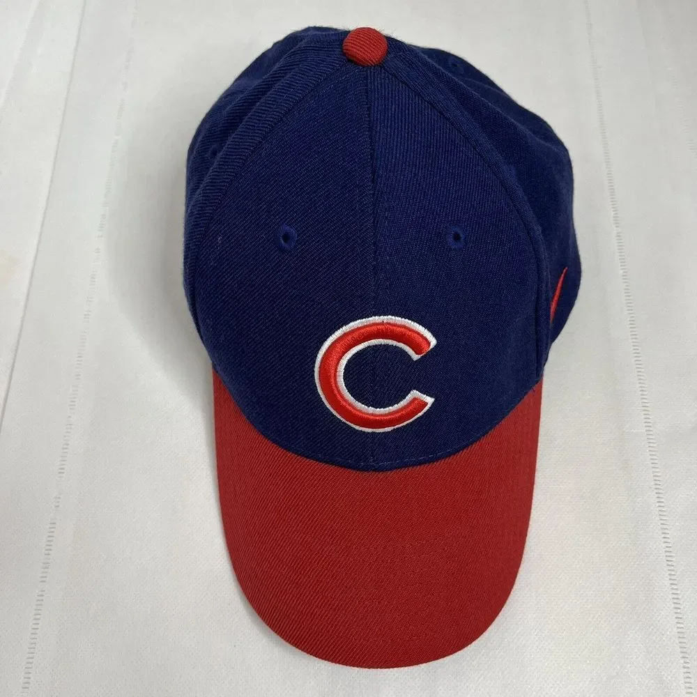 Chicago Cubs Nike‎ Strapback Cap Hat Genuine Merchandise One Size Blue/Red